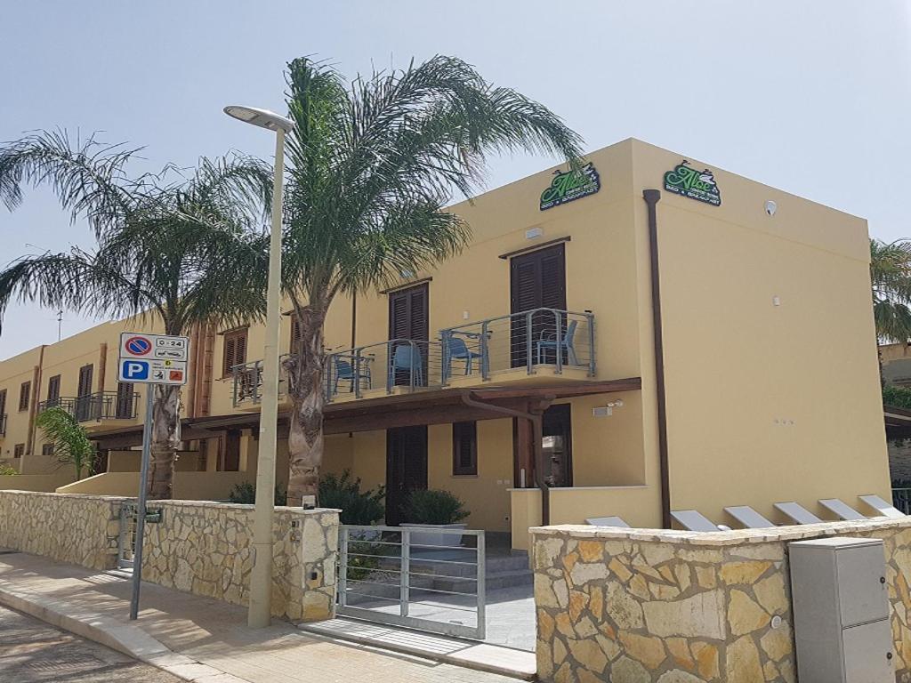 B&B Aloe Comfort Rooms San Vito Lo Capo Exteriör bild