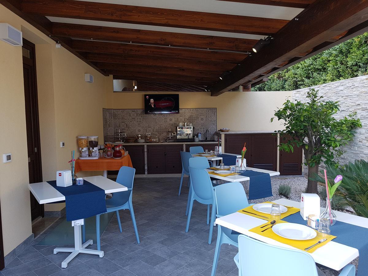 B&B Aloe Comfort Rooms San Vito Lo Capo Exteriör bild