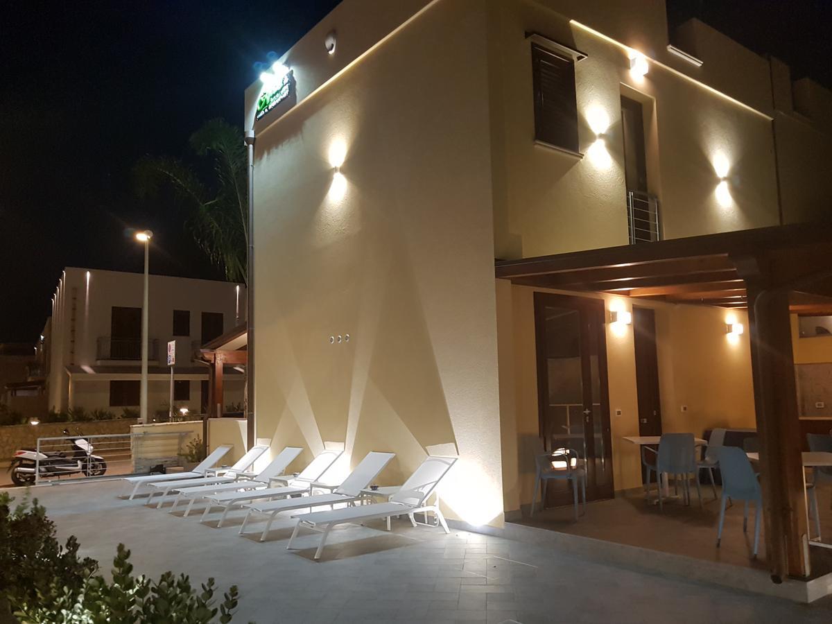 B&B Aloe Comfort Rooms San Vito Lo Capo Exteriör bild